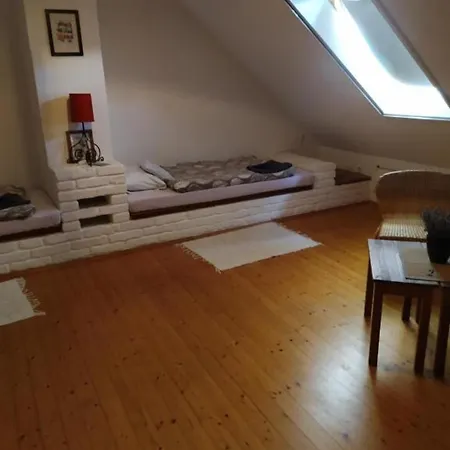 Lindentree-harmony Homestay Salfold